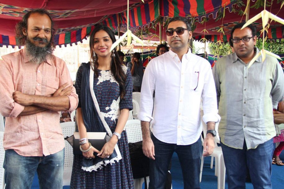 Anushka-New-Film-Opening-Photos